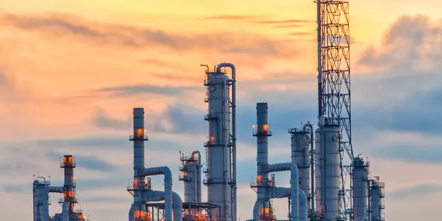 Petróleo WTI se equilibra acima de US$ 70.00
